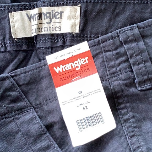 Wrangler Authentics | Stretch Cargo Shorts - Picture 3 of 4
